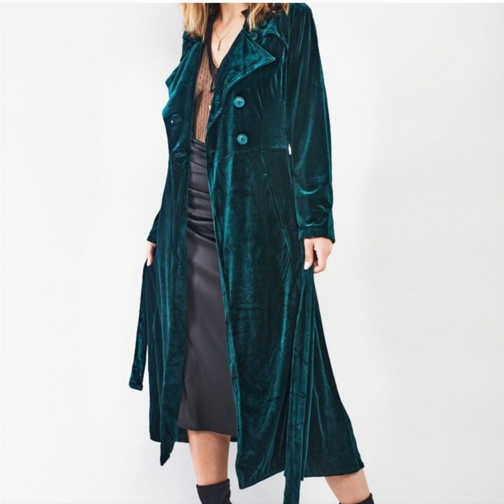 Green Velvet Long Sleeve Smoking Jacket